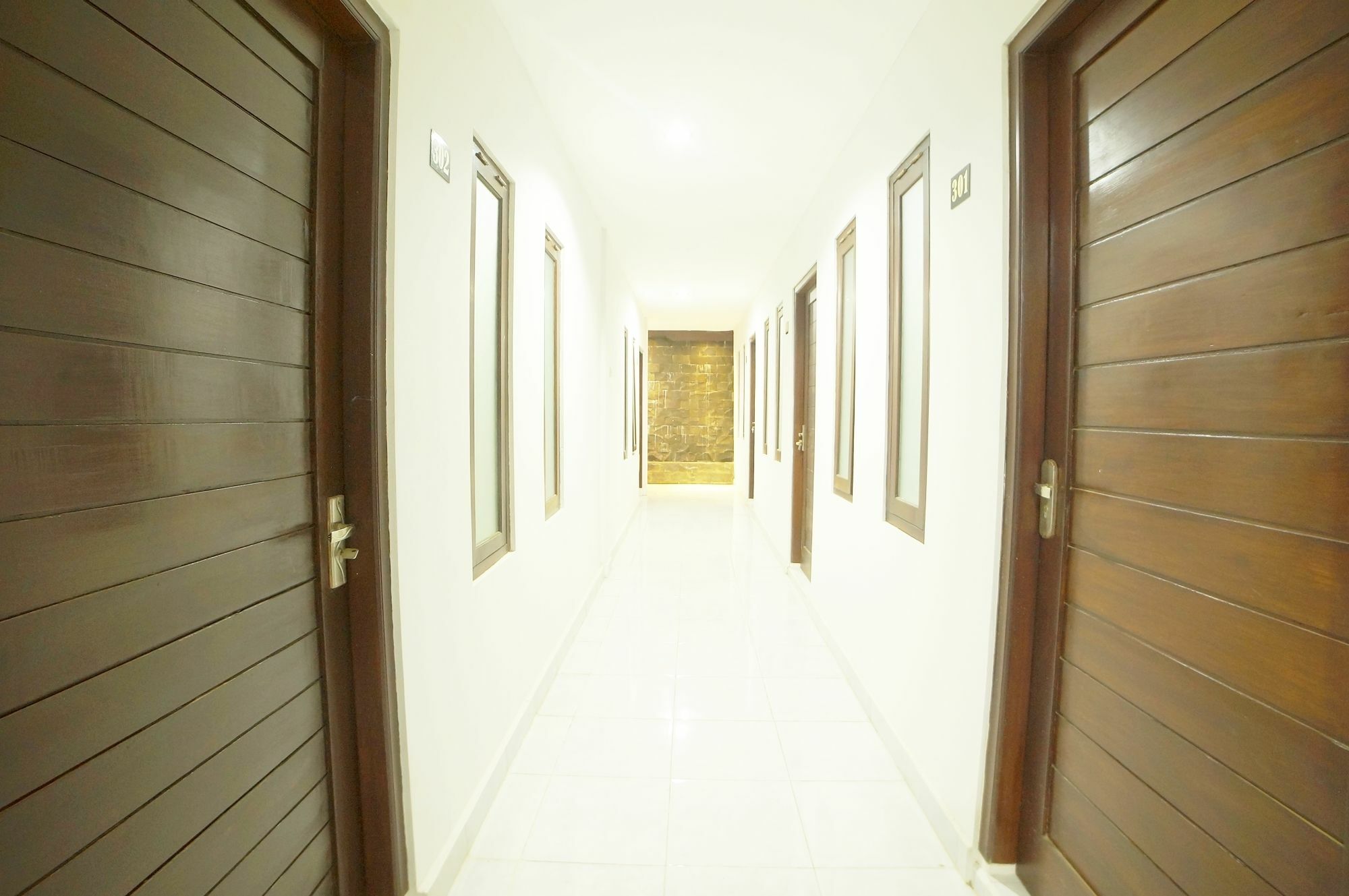 Easton Kuta Homestay Kuta Lombok Exterior foto
