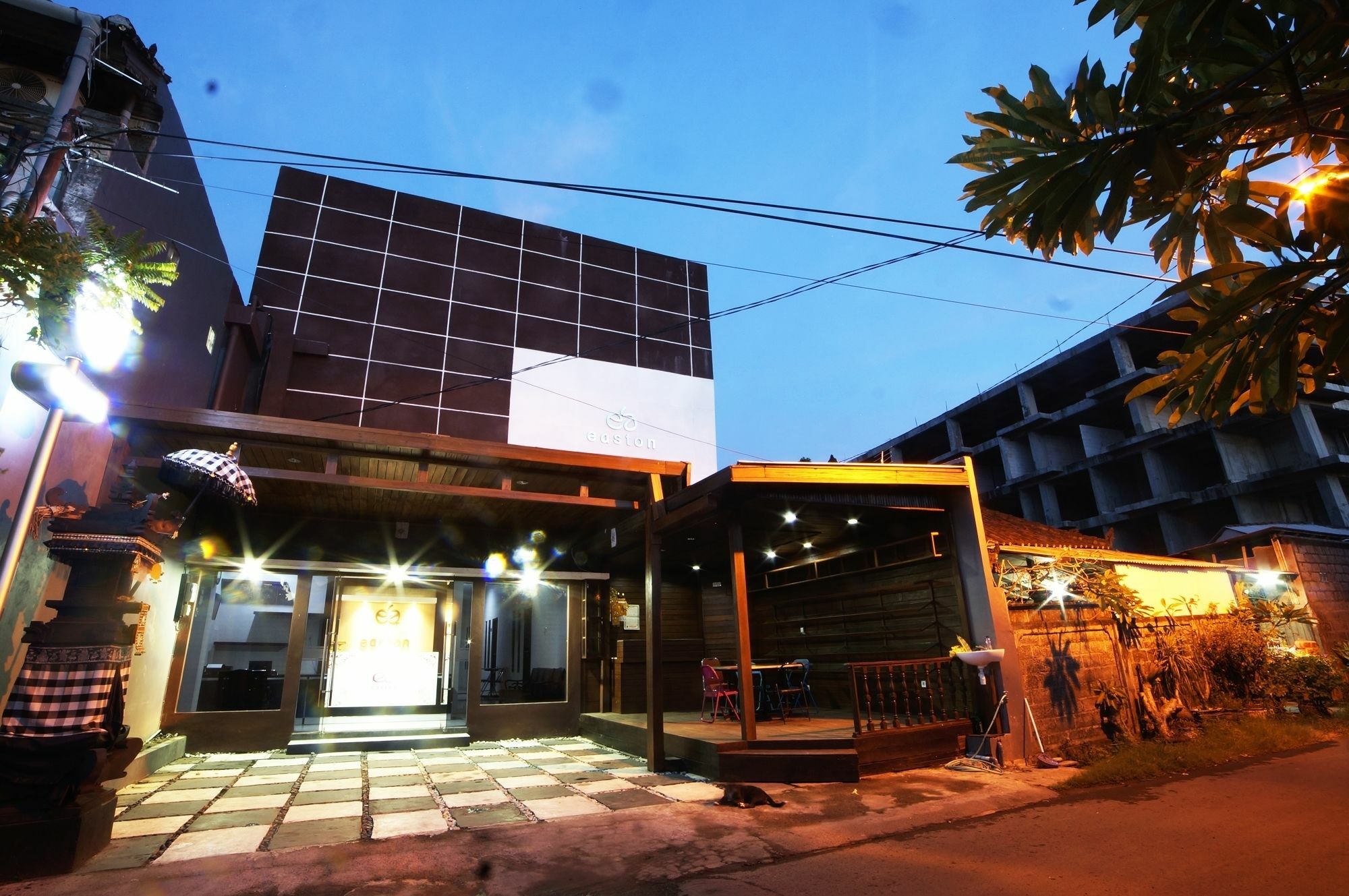 Easton Kuta Homestay Kuta Lombok Exterior foto